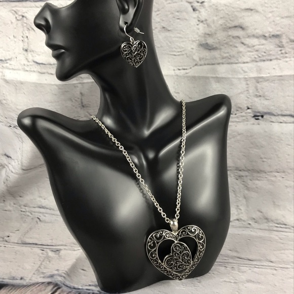 FASHION JEWELRY - Picture 5 of 15